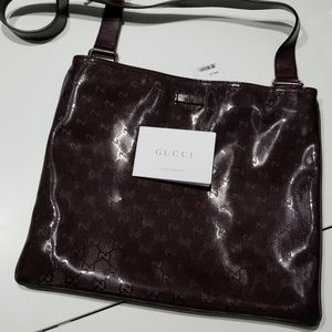 100% Authentic GUCCI Messenger Bag
